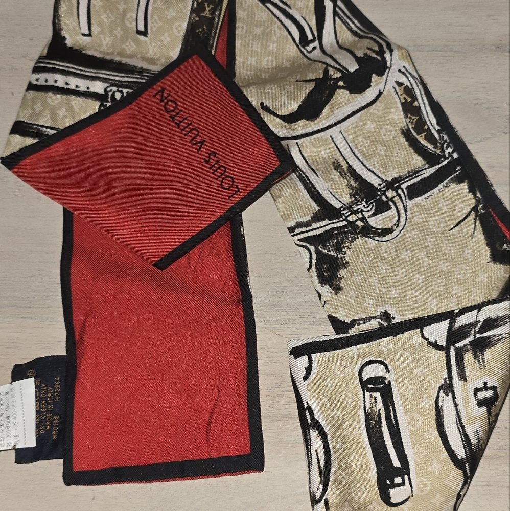 Louis Vuitton Bandoo Trunk Narrow Scarf Beige Signature LV BAGS Red all TAGS